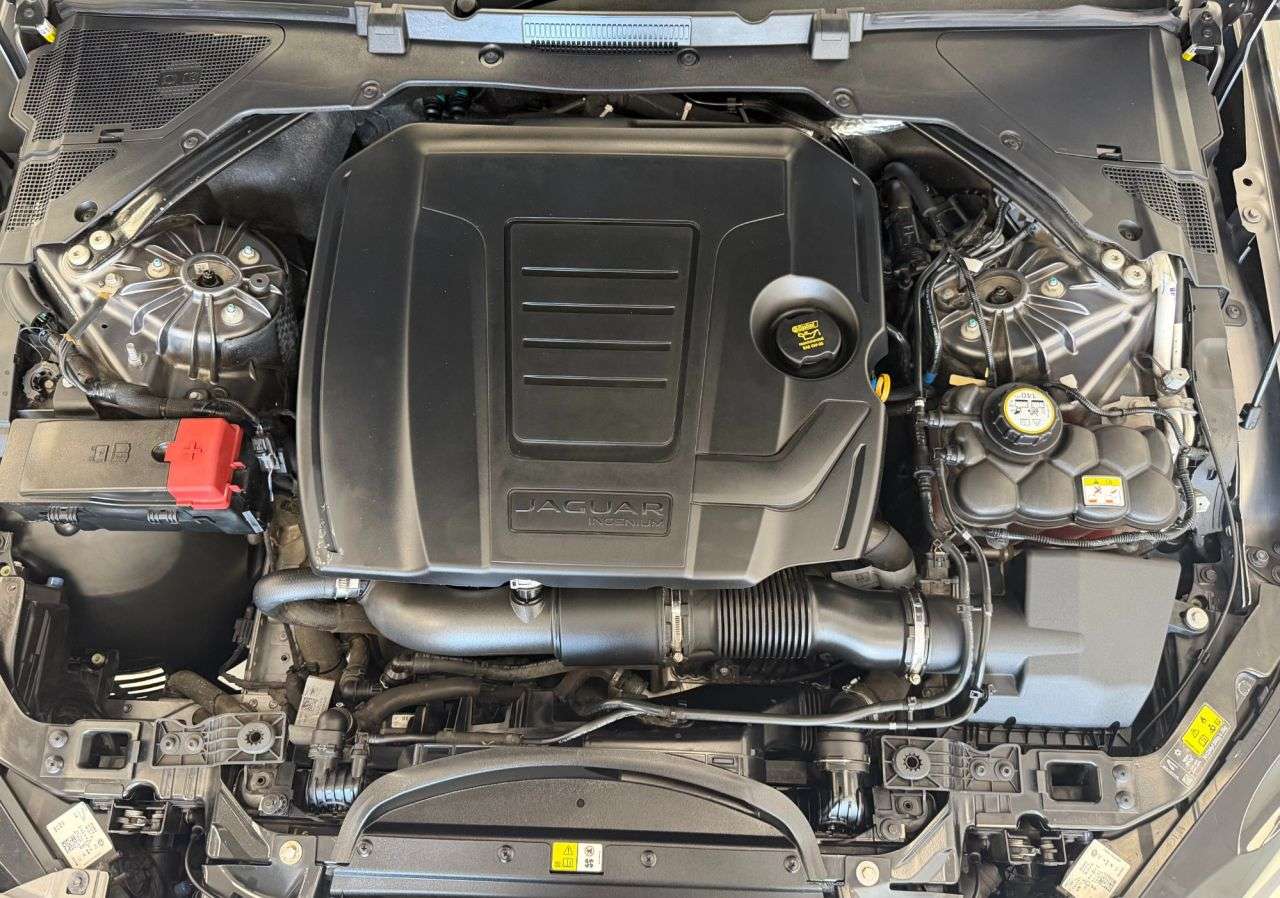 2018 JAGUAR XE 2018 JAGUAR XE