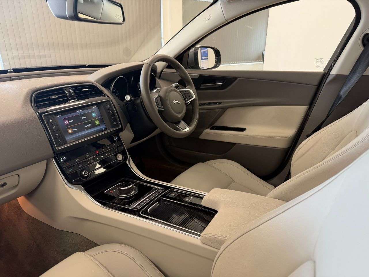 2018 JAGUAR XE 2018 JAGUAR XE