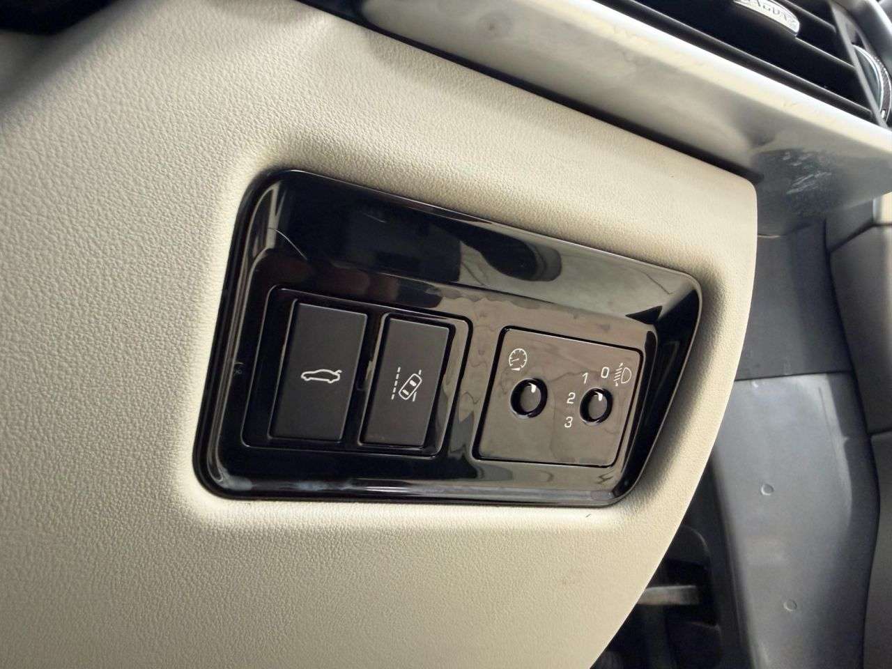 2018 JAGUAR XE 2018 JAGUAR XE