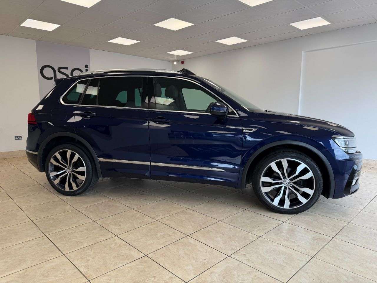 2016 VOLKSWAGEN TIGUAN 2016 VOLKSWAGEN TIGUAN