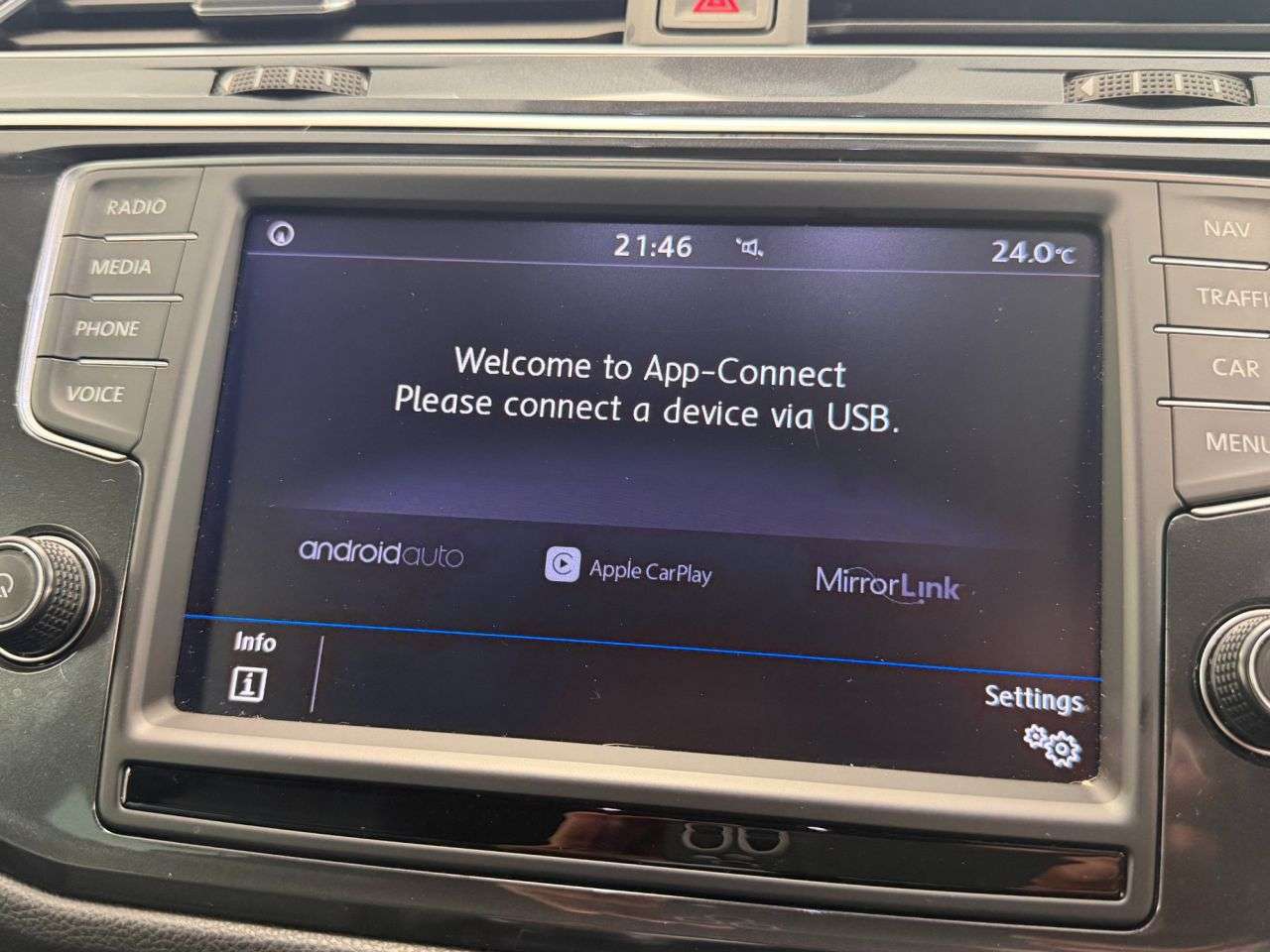 2016 VOLKSWAGEN TIGUAN 2016 VOLKSWAGEN TIGUAN