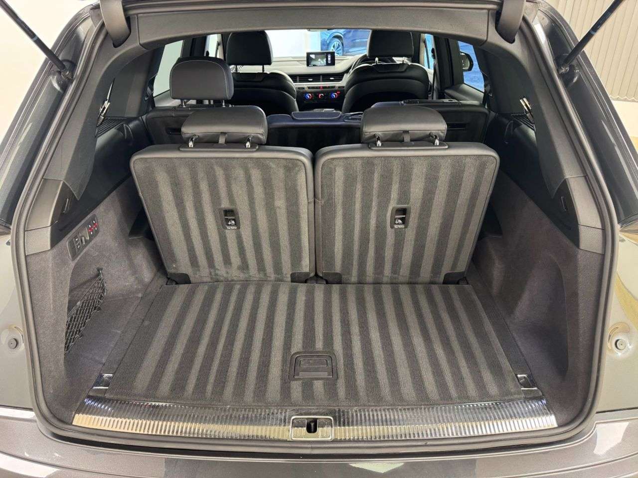 2019 AUDI Q7 2019 AUDI Q7