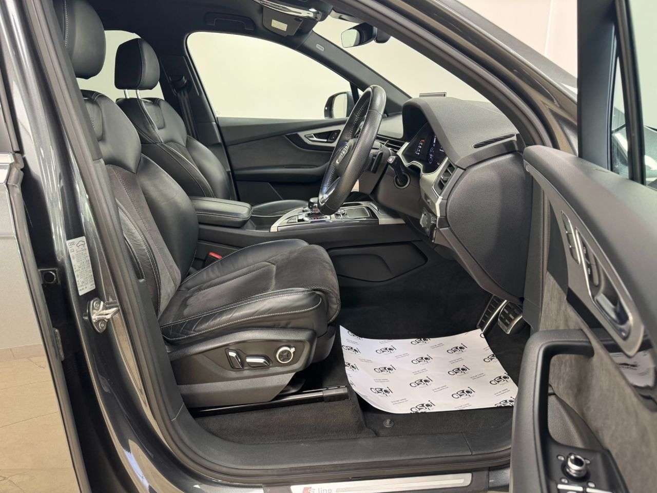 2019 AUDI Q7 2019 AUDI Q7