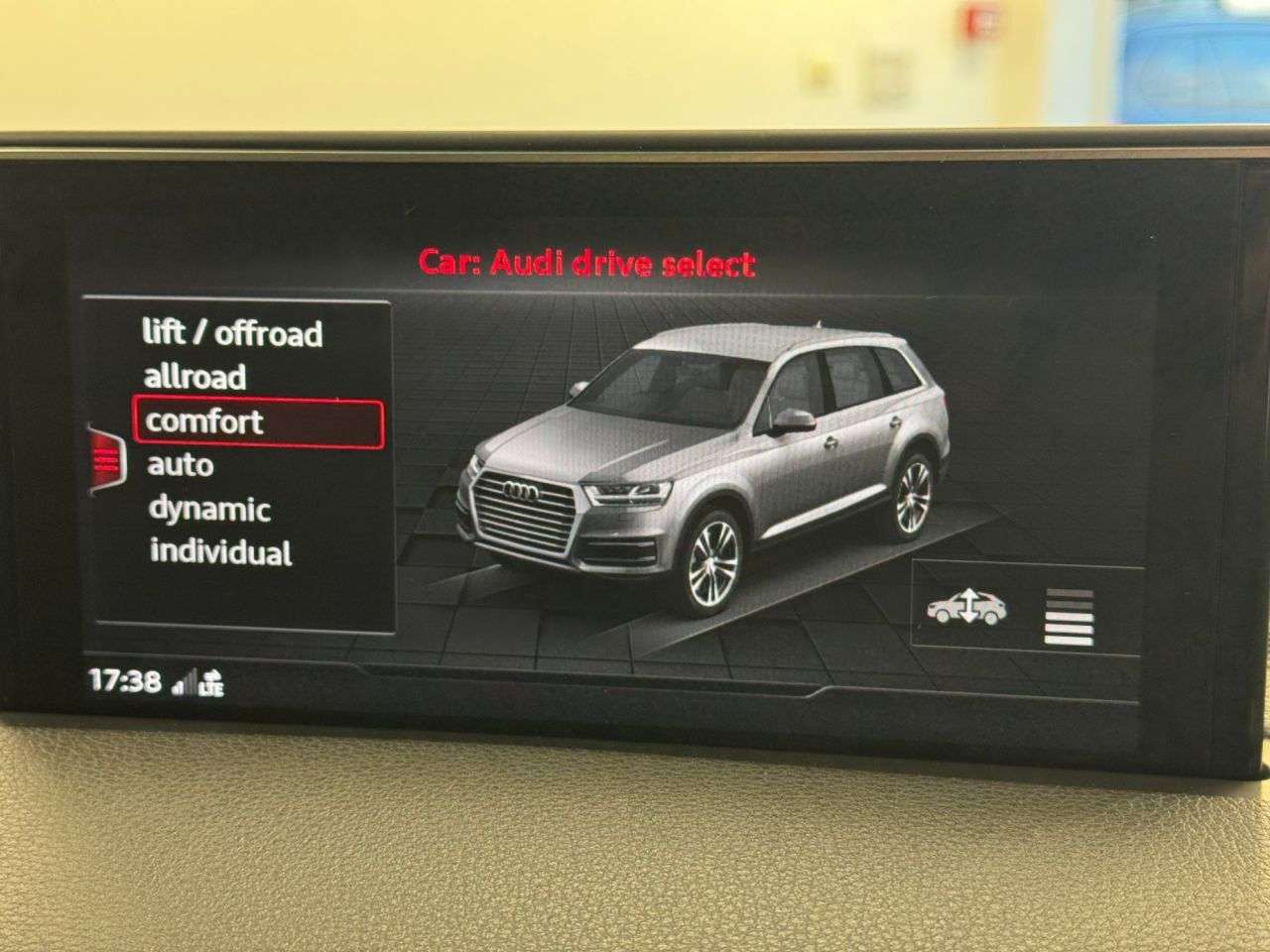2019 AUDI Q7 2019 AUDI Q7