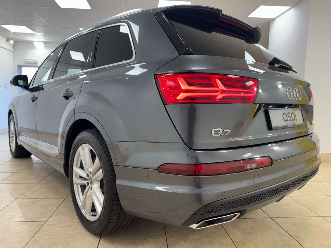 2019 AUDI Q7 2019 AUDI Q7