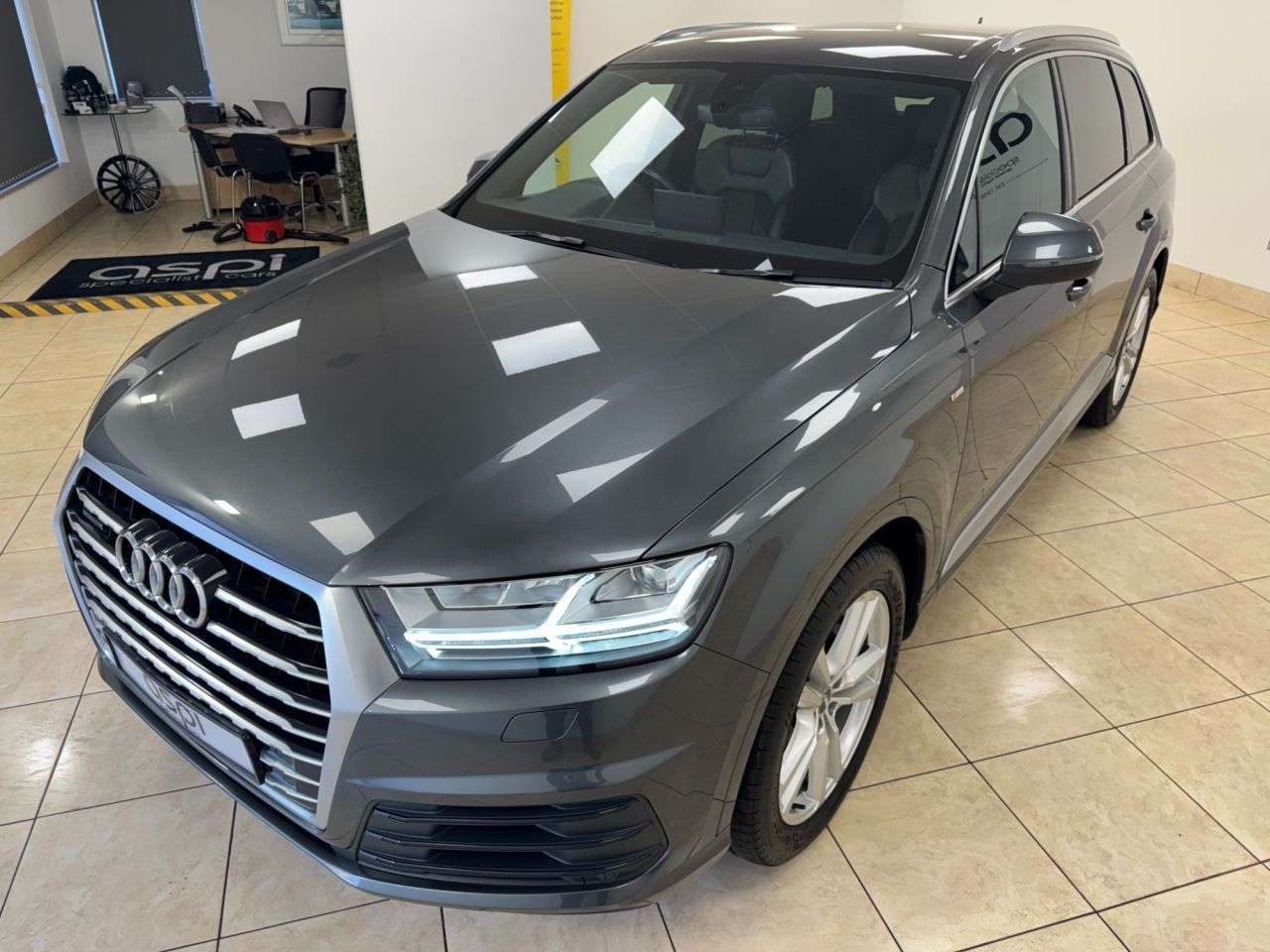 2019 AUDI Q7 2019 AUDI Q7