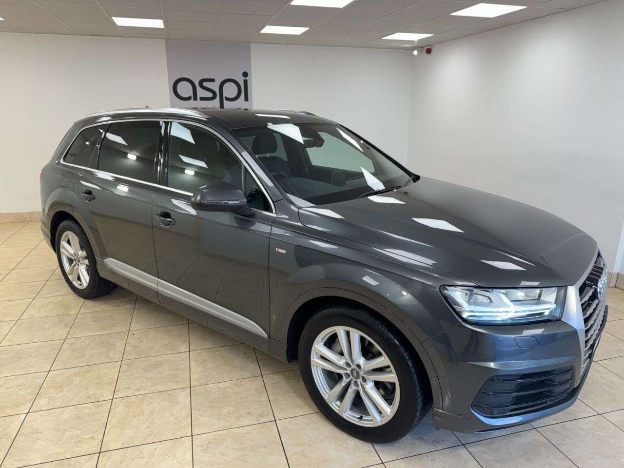 2019 AUDI Q7 2019 AUDI Q7