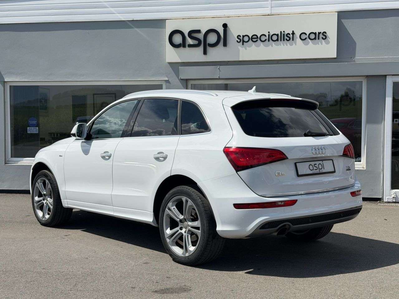 2017 AUDI Q5 2017 AUDI Q5