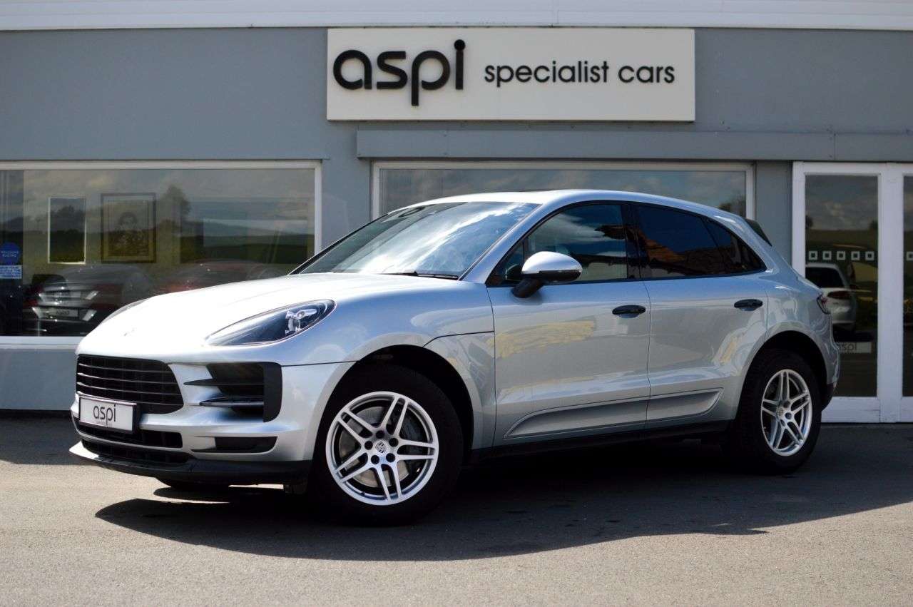2019 PORSCHE MACAN 2019 PORSCHE MACAN