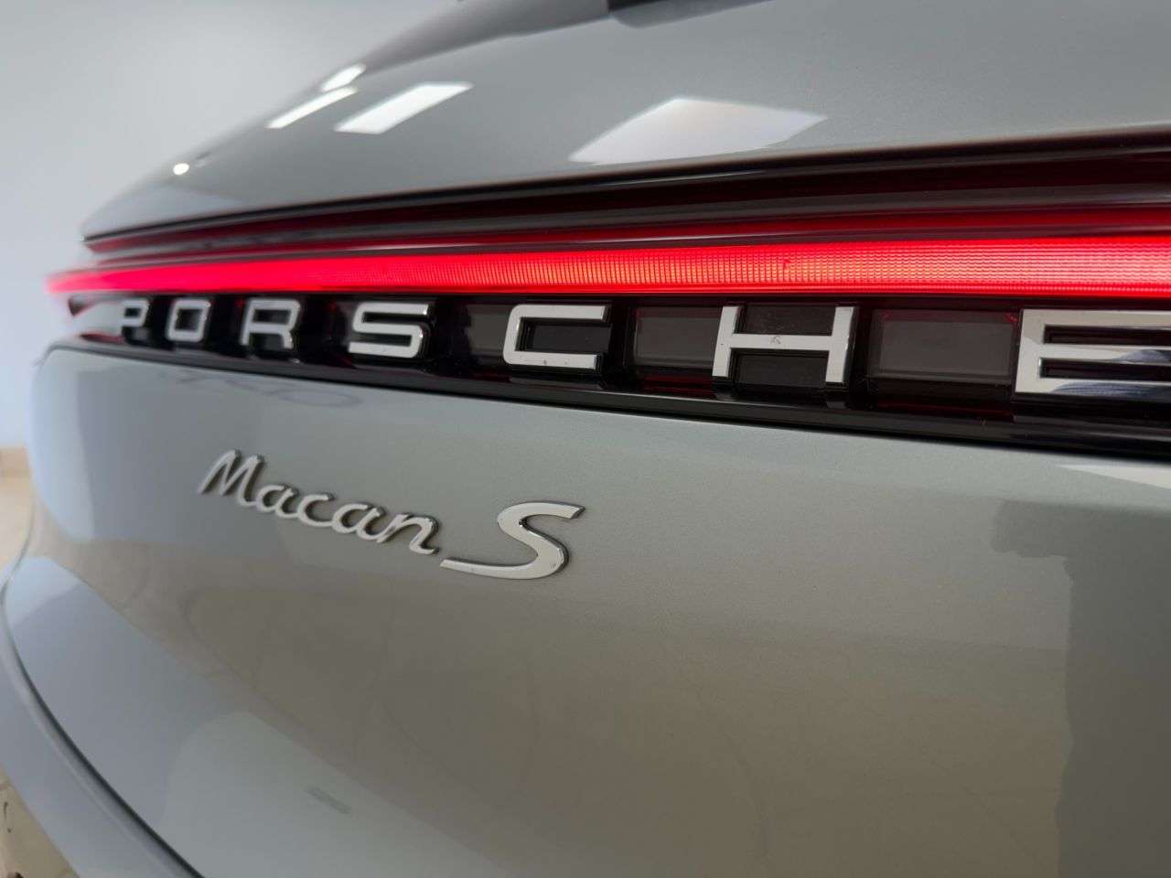 2019 PORSCHE MACAN 2019 PORSCHE MACAN