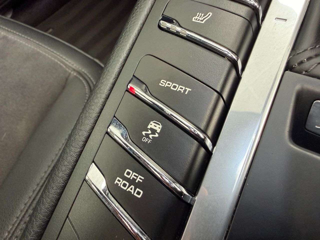 2019 PORSCHE MACAN 2019 PORSCHE MACAN