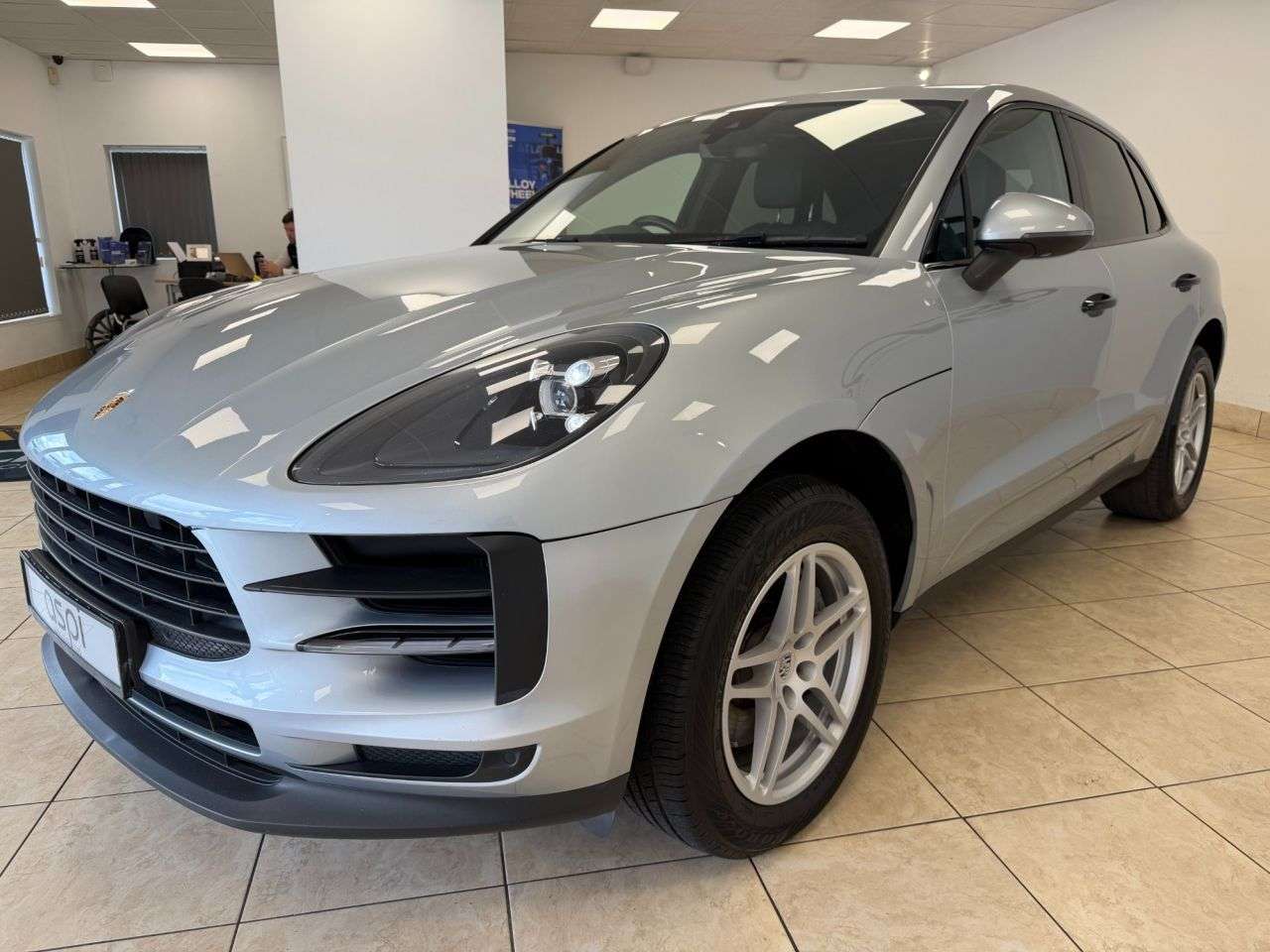 2019 PORSCHE MACAN 2019 PORSCHE MACAN