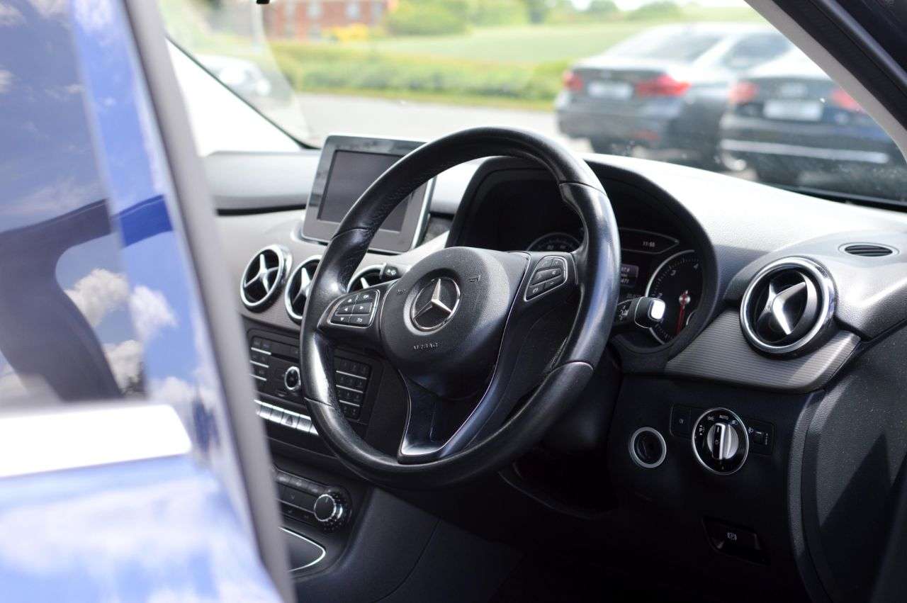 2017 MERCEDES-BENZ B-CLASS 2017 MERCEDES-BENZ B-CLASS
