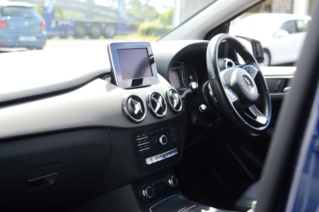 2017 MERCEDES-BENZ B-CLASS 2017 MERCEDES-BENZ B-CLASS