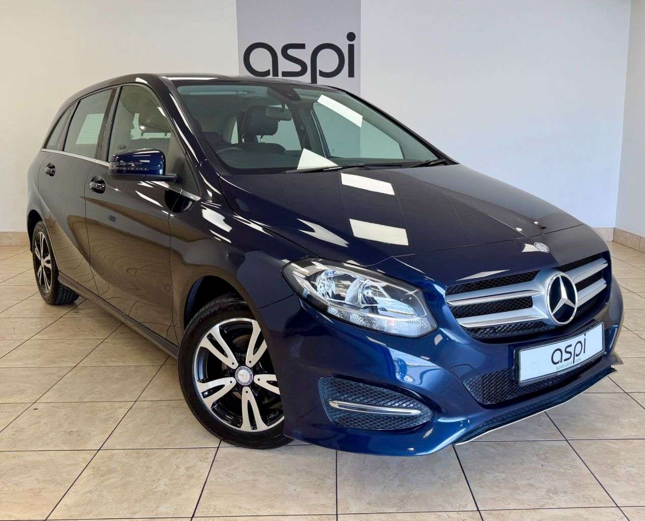 A 2017 MERCEDES-BENZ B-CLASS 1.5 B180d SE MPV 5dr Diesel 7G-DCT Euro 6 (s/s) (109 ps) REAR CAMERA, CRUIS A 2017 MERCEDES-BENZ B-CLASS 1.5 B180d SE MPV 5dr Diesel 7G-DCT Euro 6 (s/s) (109 ps) REAR CAMERA, CRUIS