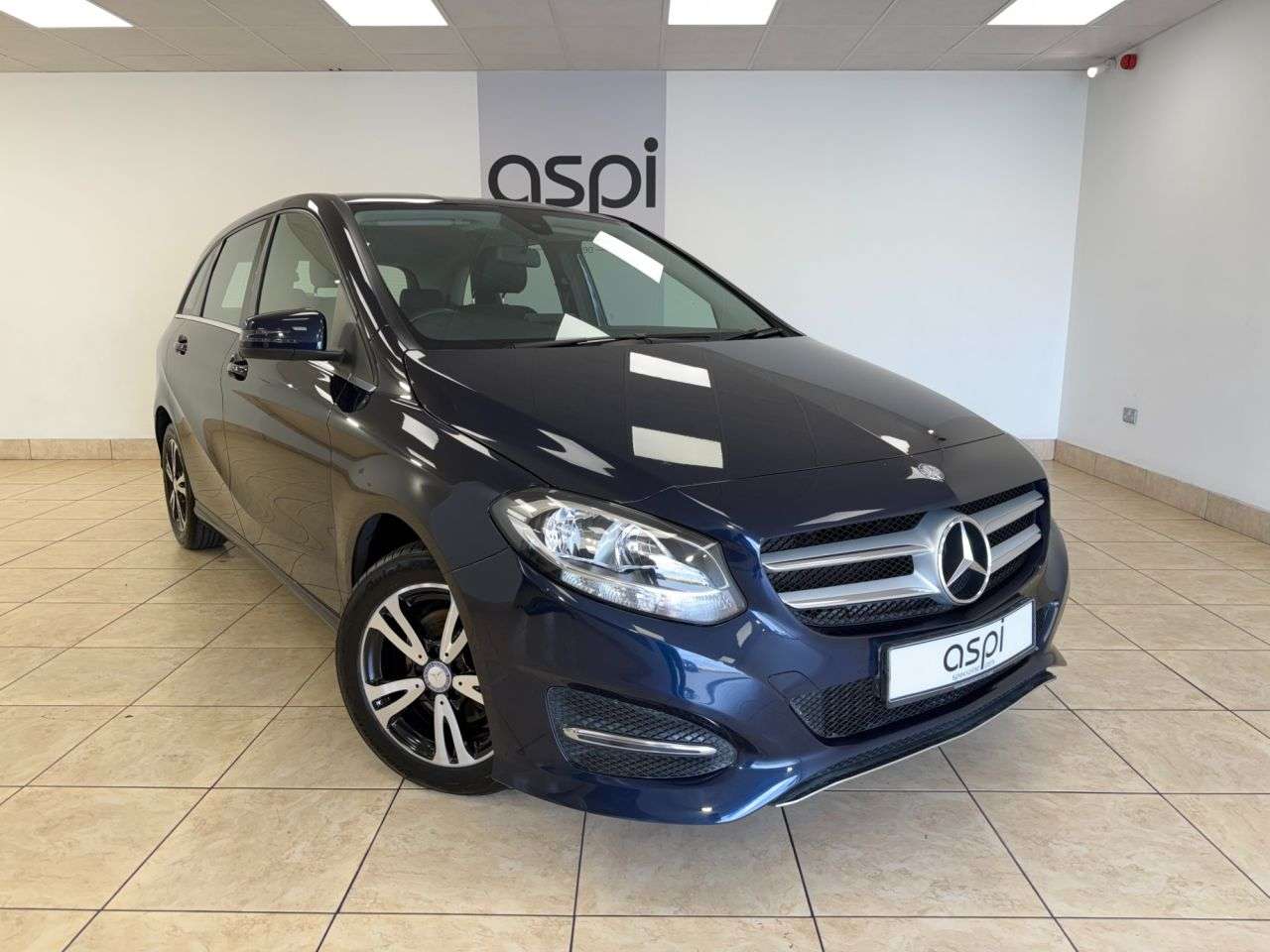 A 2017 MERCEDES-BENZ B-CLASS 1.5 B180d SE MPV 5dr Diesel 7G-DCT Euro 6 (s/s) (109 ps) REAR CAMERA, CRUIS A 2017 MERCEDES-BENZ B-CLASS 1.5 B180d SE MPV 5dr Diesel 7G-DCT Euro 6 (s/s) (109 ps) REAR CAMERA, CRUIS