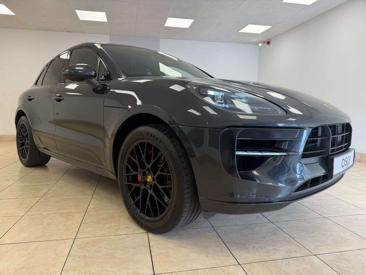 2020 PORSCHE MACAN 2020 PORSCHE MACAN