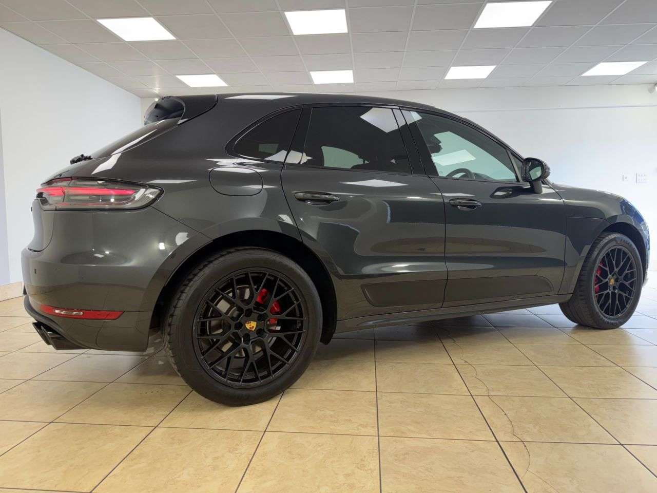2020 PORSCHE MACAN 2020 PORSCHE MACAN