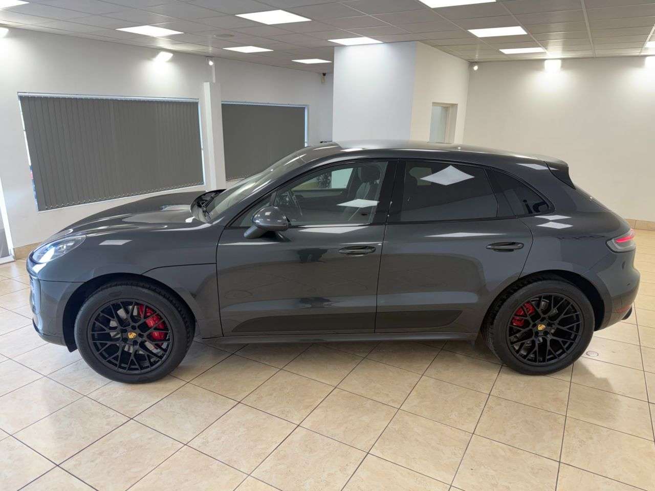 2020 PORSCHE MACAN 2020 PORSCHE MACAN