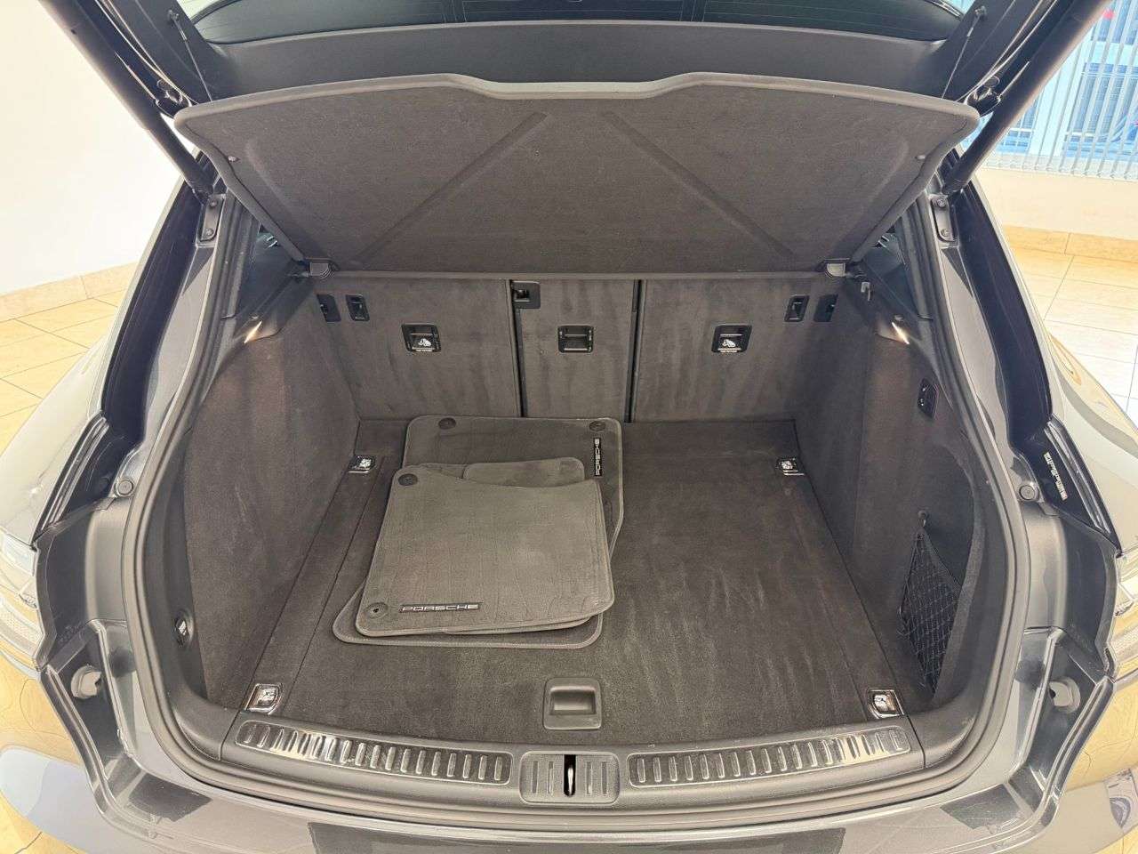 2020 PORSCHE MACAN 2020 PORSCHE MACAN