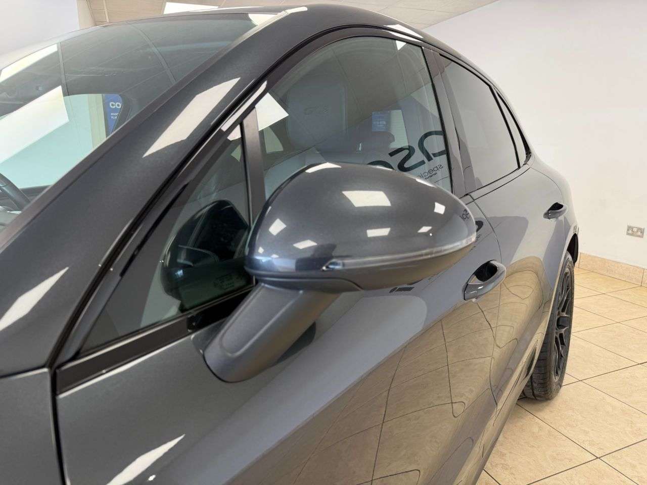 2020 PORSCHE MACAN 2020 PORSCHE MACAN