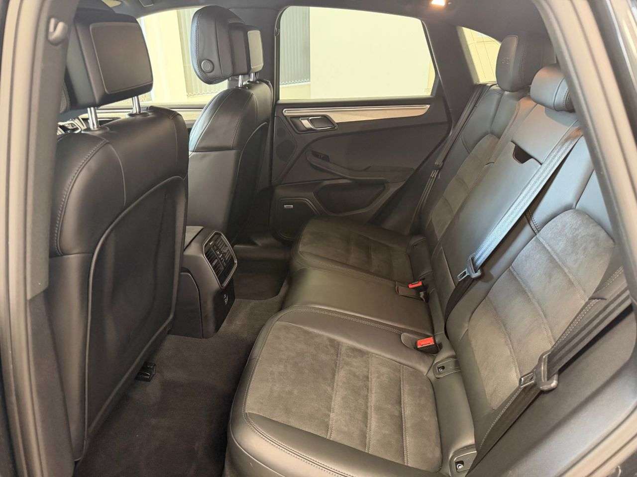 2020 PORSCHE MACAN 2020 PORSCHE MACAN