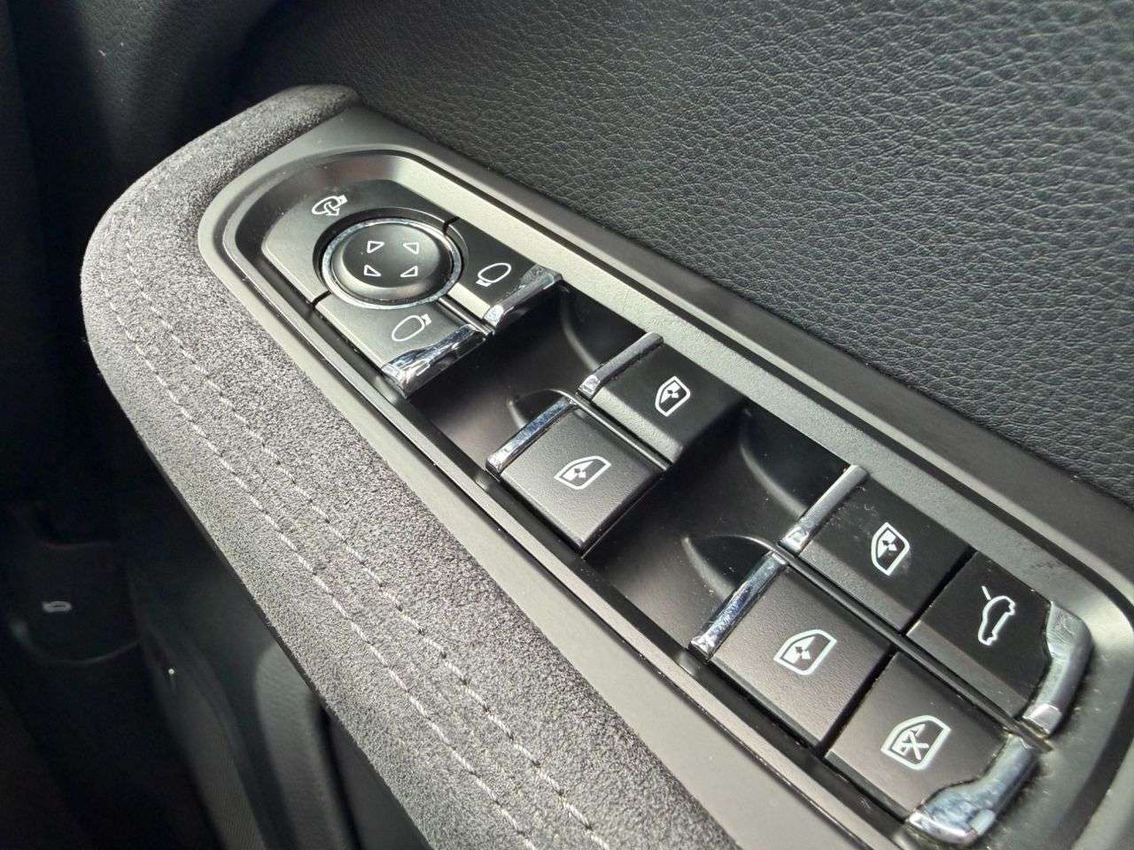 2020 PORSCHE MACAN 2020 PORSCHE MACAN