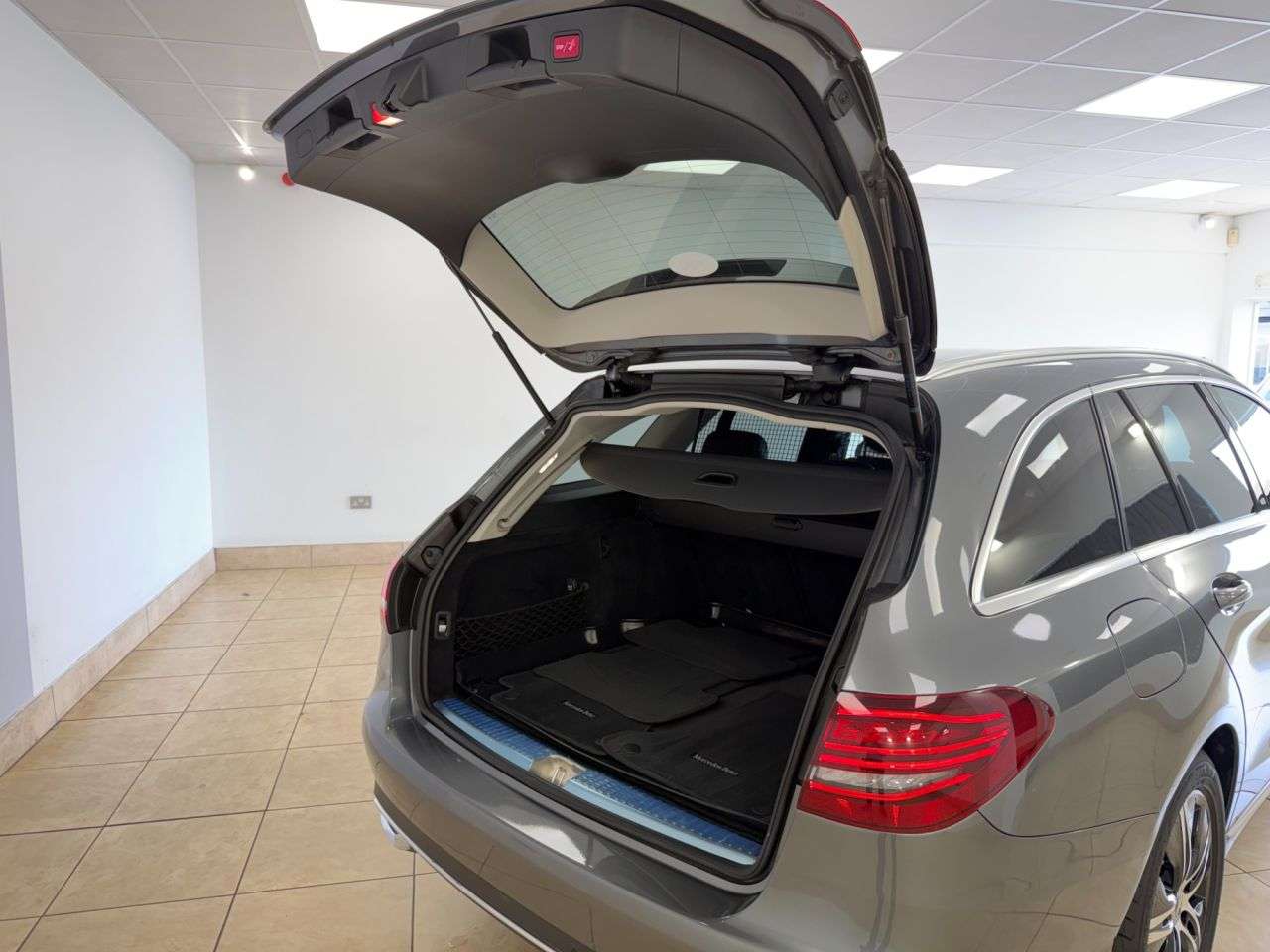 2019 MERCEDES-BENZ C CLASS 2019 MERCEDES-BENZ C CLASS