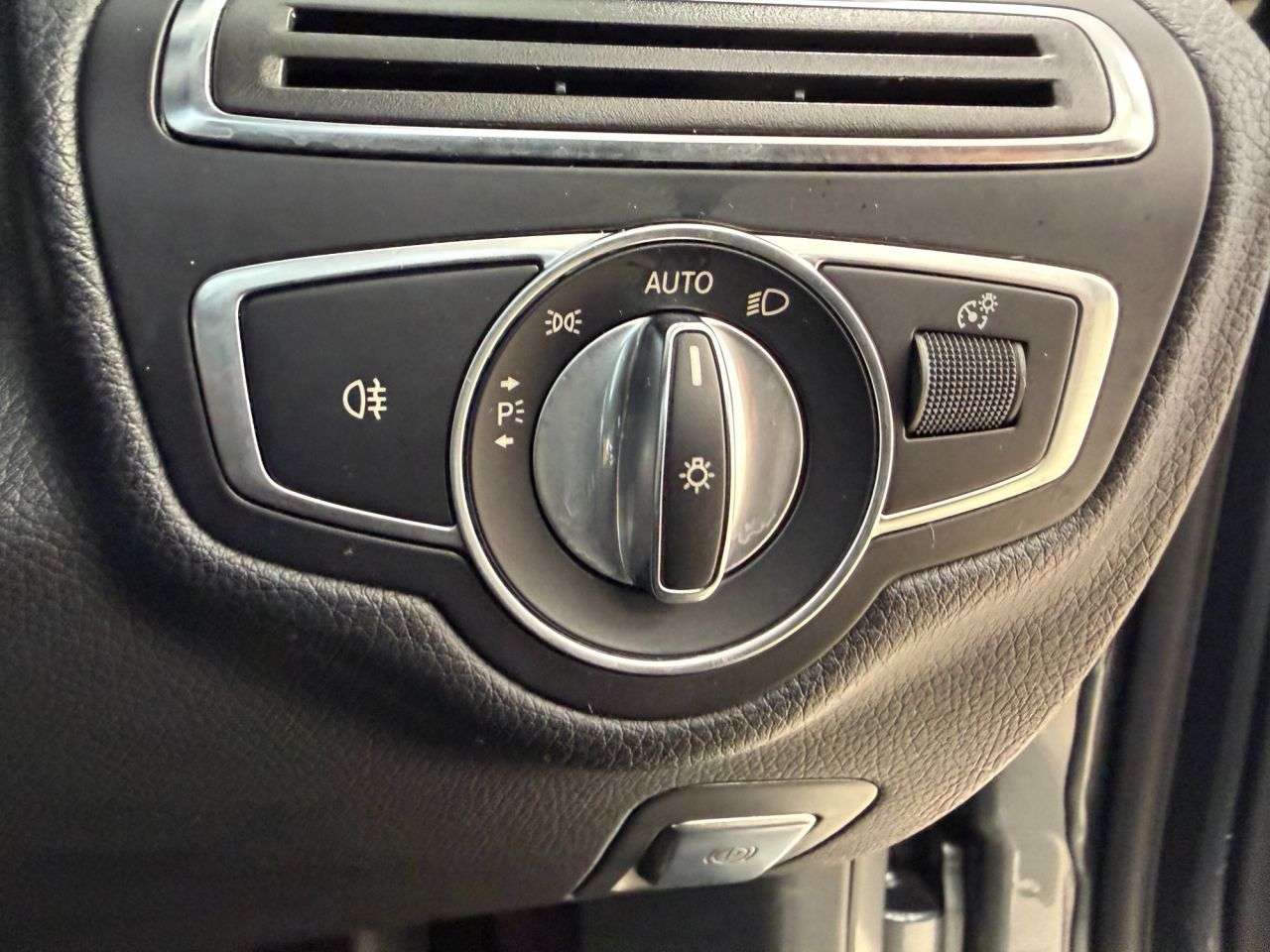 2019 MERCEDES-BENZ C CLASS 2019 MERCEDES-BENZ C CLASS