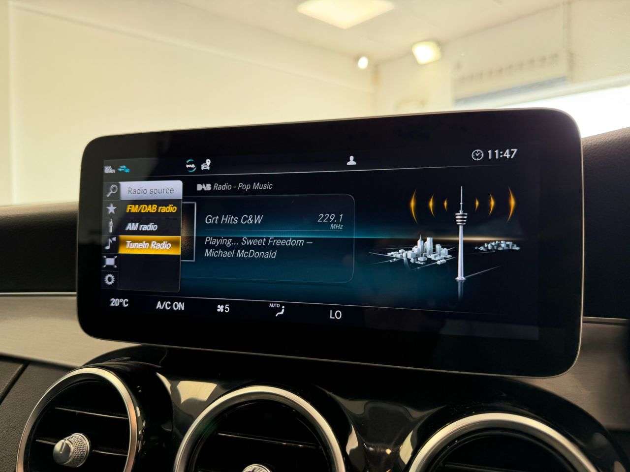 2019 MERCEDES-BENZ C CLASS 2019 MERCEDES-BENZ C CLASS