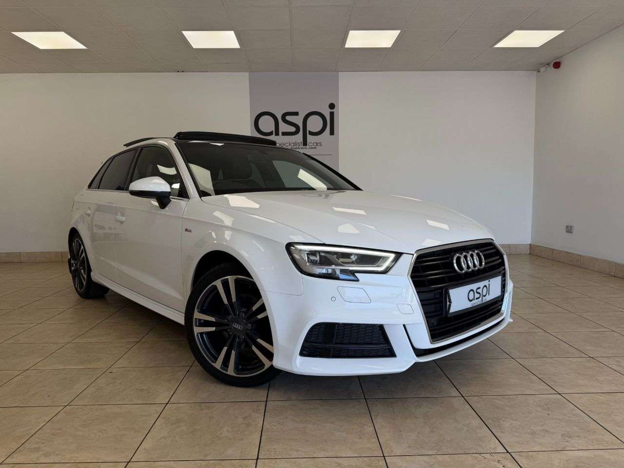 A 2018 AUDI A3 1.5 TFSI CoD S line Sportback 5dr Petrol S Tronic Euro 6 (s/s) (150 ps) FUL A 2018 AUDI A3 1.5 TFSI CoD S line Sportback 5dr Petrol S Tronic Euro 6 (s/s) (150 ps) FUL