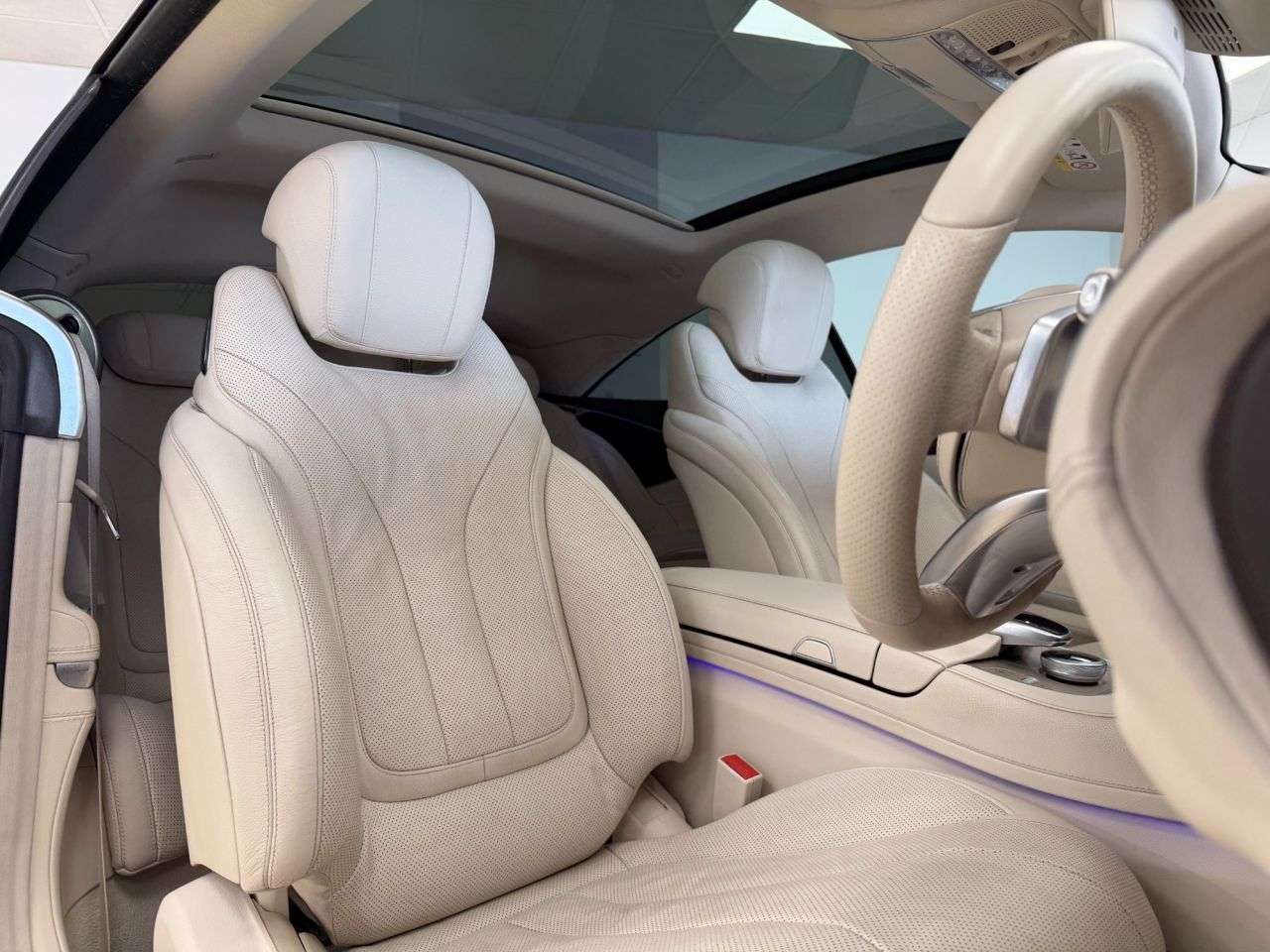 A 2015 MERCEDES-BENZ S CLASS 4.7 S500 V8 AMG Line (Premium) Coupe 2dr Petrol G-Tronic Euro 6 (s/s) (455 A 2015 MERCEDES-BENZ S CLASS 4.7 S500 V8 AMG Line (Premium) Coupe 2dr Petrol G-Tronic Euro 6 (s/s) (455