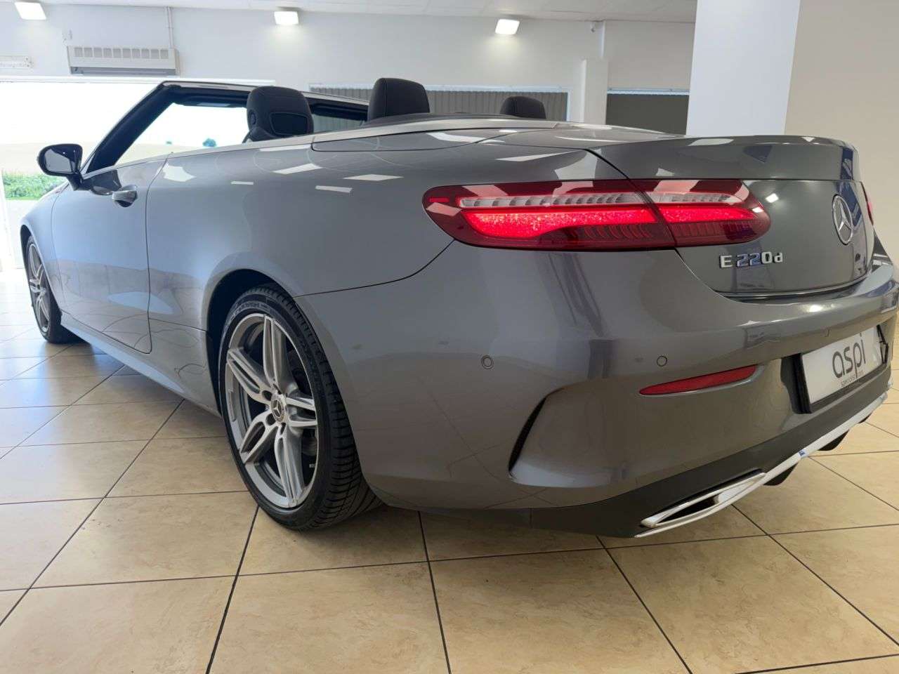 2019 MERCEDES-BENZ E CLASS 2019 MERCEDES-BENZ E CLASS