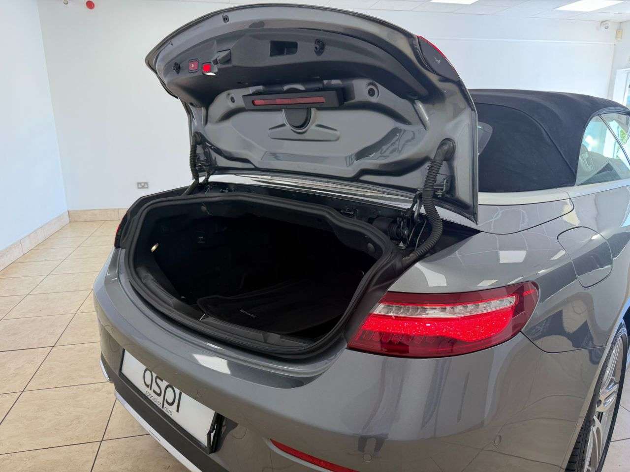 2019 MERCEDES-BENZ E CLASS 2019 MERCEDES-BENZ E CLASS