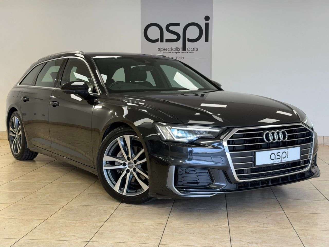 A 2019 AUDI A6 AVANT 2.0 TDI 40 S line Estate 5dr Diesel S Tronic Euro 6 (s/s) (204 ps) FULL DET A 2019 AUDI A6 AVANT 2.0 TDI 40 S line Estate 5dr Diesel S Tronic Euro 6 (s/s) (204 ps) FULL DET