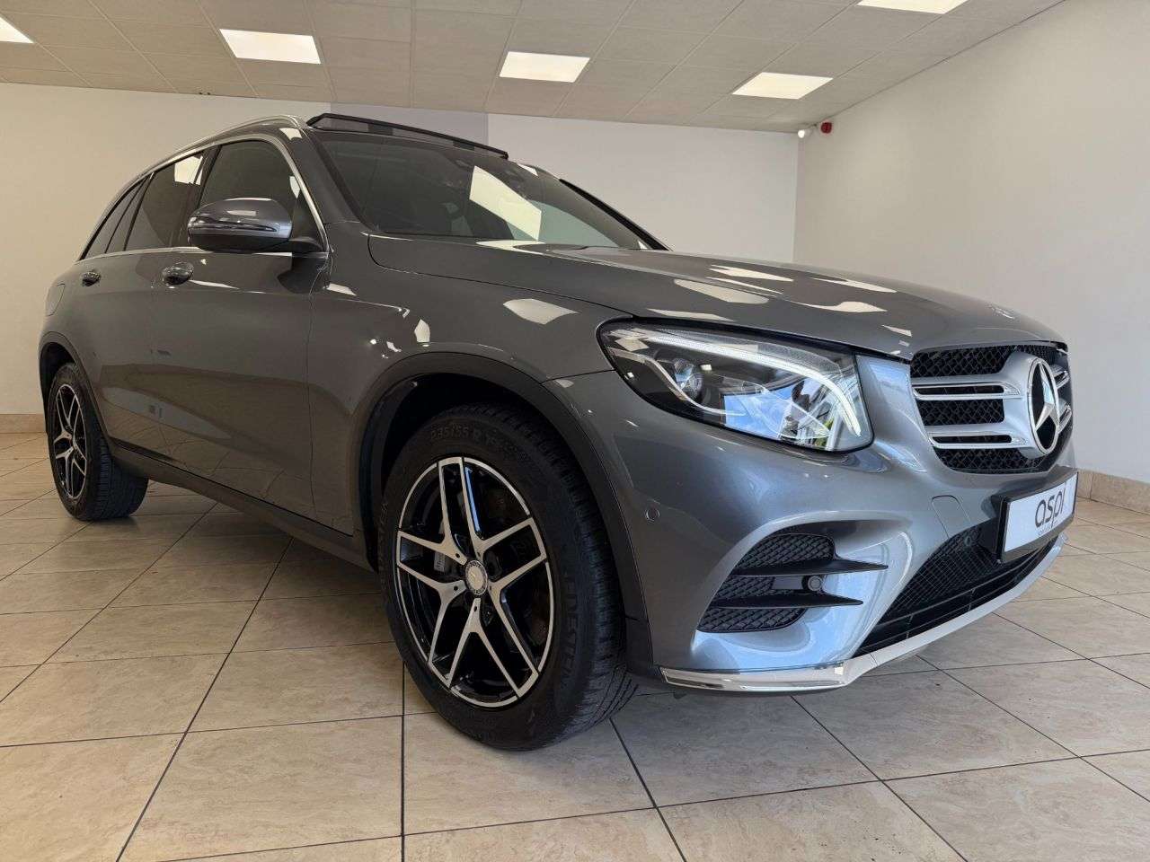A 2016 MERCEDES-BENZ GLC 2.1 GLC250d AMG Line (Premium) SUV 5dr Diesel G-Tronic 4MATIC Euro 6 (s/s) A 2016 MERCEDES-BENZ GLC 2.1 GLC250d AMG Line (Premium) SUV 5dr Diesel G-Tronic 4MATIC Euro 6 (s/s)
