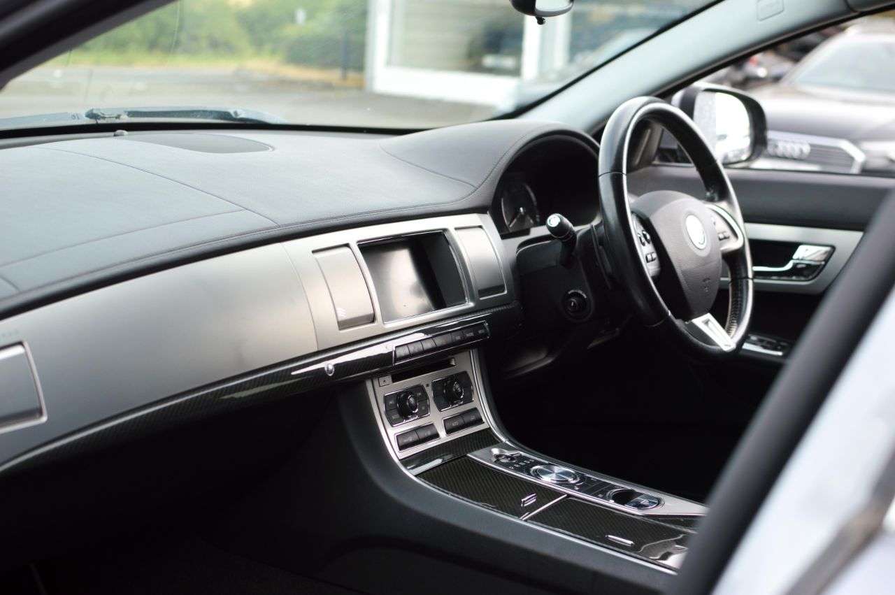2013 JAGUAR XF 2013 JAGUAR XF