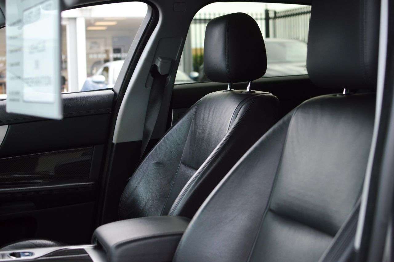 2013 JAGUAR XF 2013 JAGUAR XF