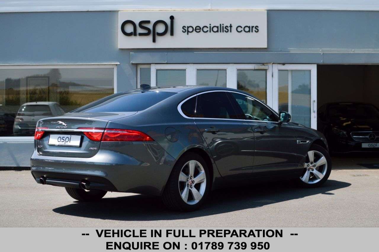 A 2017 JAGUAR XF 2.0i Portfolio Saloon 4dr Petrol Auto Euro 6 (s/s) (200 ps) HEATED F/SEATS, A 2017 JAGUAR XF 2.0i Portfolio Saloon 4dr Petrol Auto Euro 6 (s/s) (200 ps) HEATED F/SEATS,