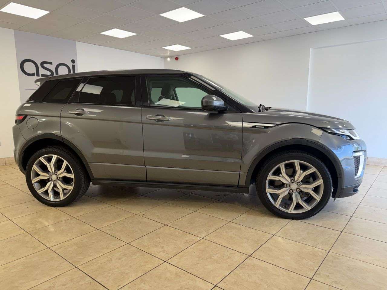 2017 LAND ROVER RANGE ROVER EVOQUE 2017 LAND ROVER RANGE ROVER EVOQUE
