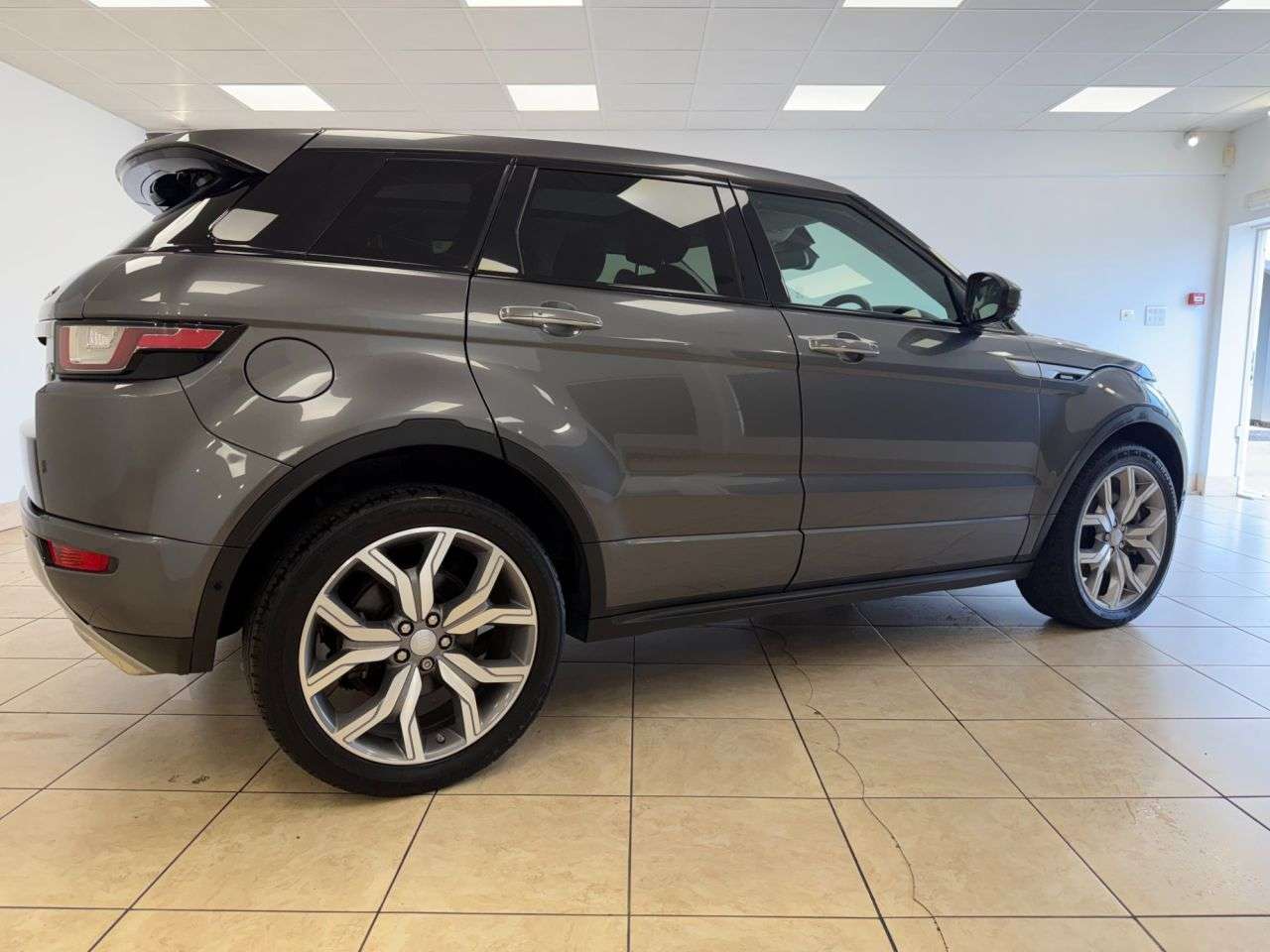 2017 LAND ROVER RANGE ROVER EVOQUE 2017 LAND ROVER RANGE ROVER EVOQUE