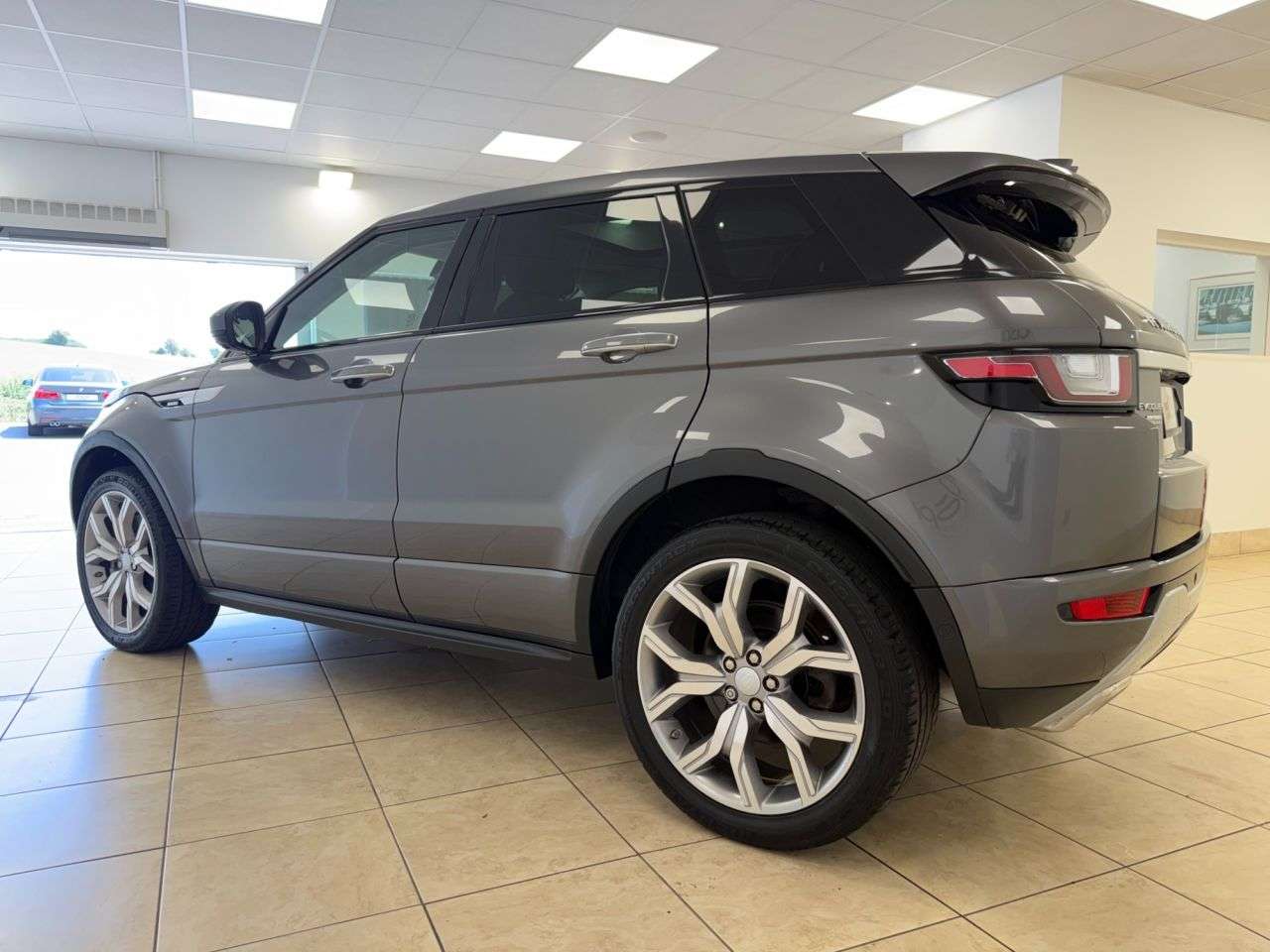2017 LAND ROVER RANGE ROVER EVOQUE 2017 LAND ROVER RANGE ROVER EVOQUE