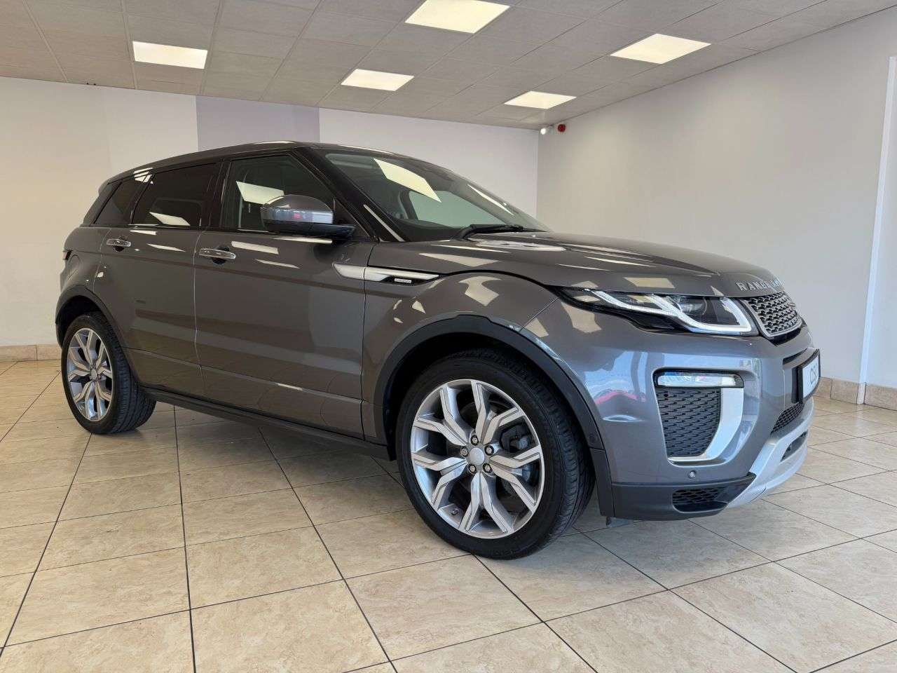 2017 LAND ROVER RANGE ROVER EVOQUE 2017 LAND ROVER RANGE ROVER EVOQUE
