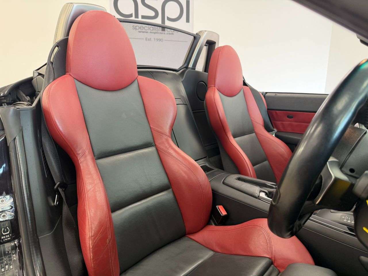 A 2006 BMW Z4 3.0 si Sport Convertible 2dr Petrol Auto Euro 4 (265 ps) FULL DETAILS - WWW A 2006 BMW Z4 3.0 si Sport Convertible 2dr Petrol Auto Euro 4 (265 ps) FULL DETAILS - WWW