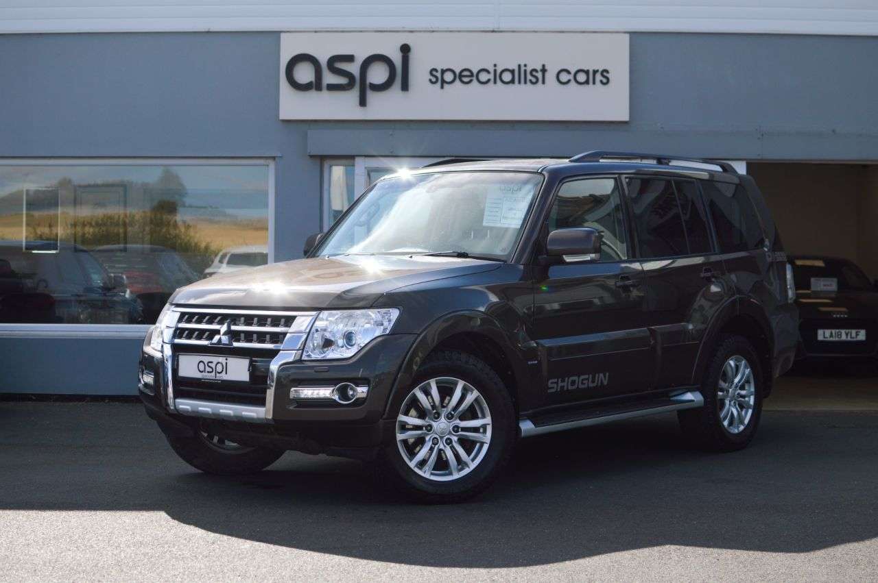 2017 MITSUBISHI SHOGUN 2017 MITSUBISHI SHOGUN
