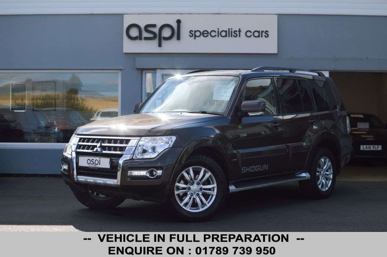2017 MITSUBISHI SHOGUN 2017 MITSUBISHI SHOGUN