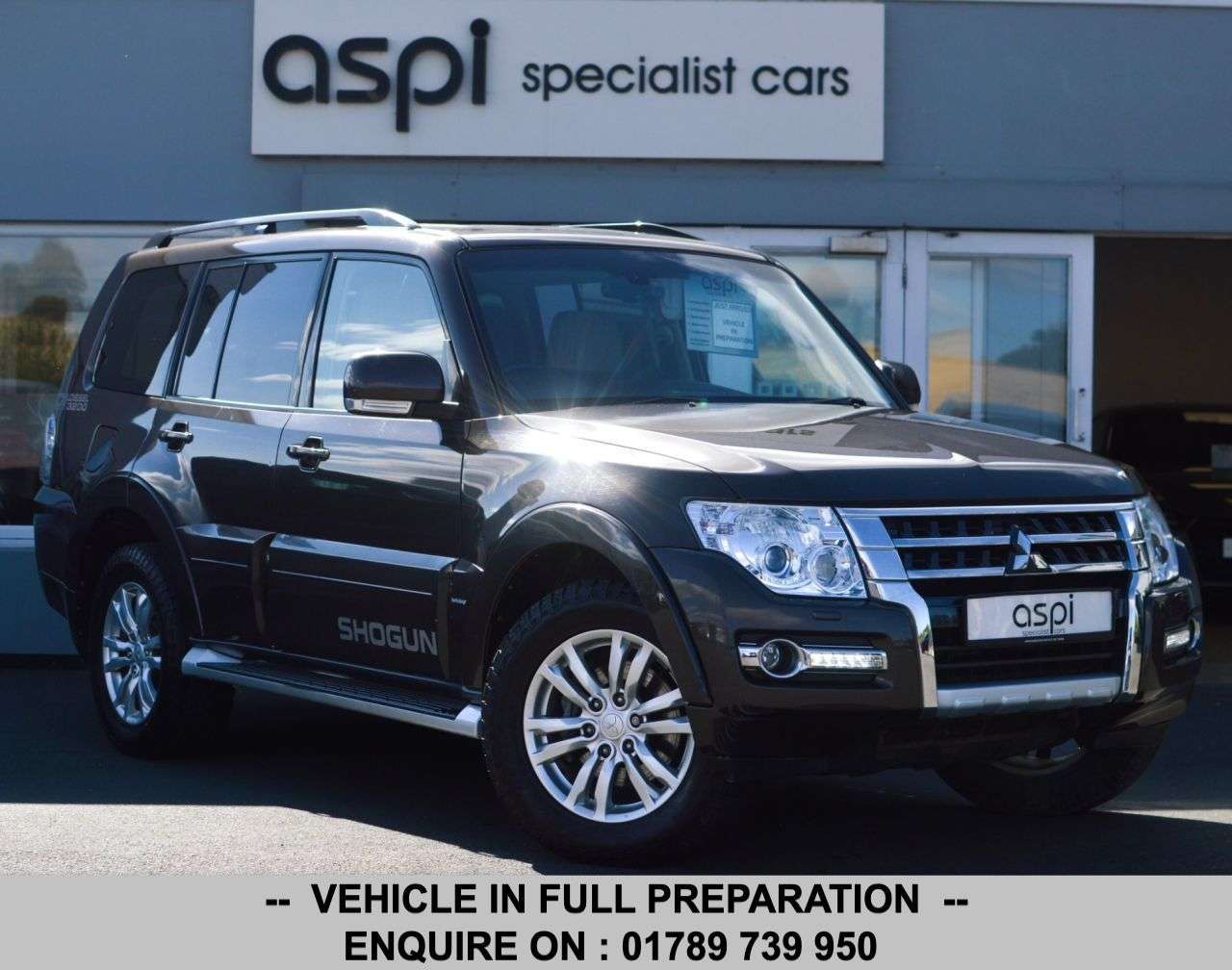 A 2017 MITSUBISHI SHOGUN 3.2 DI-DC SG3 SUV 5dr Diesel Auto 4WD Euro 6 LWB (187 ps) HEATED F/SEATS, B A 2017 MITSUBISHI SHOGUN 3.2 DI-DC SG3 SUV 5dr Diesel Auto 4WD Euro 6 LWB (187 ps) HEATED F/SEATS, B