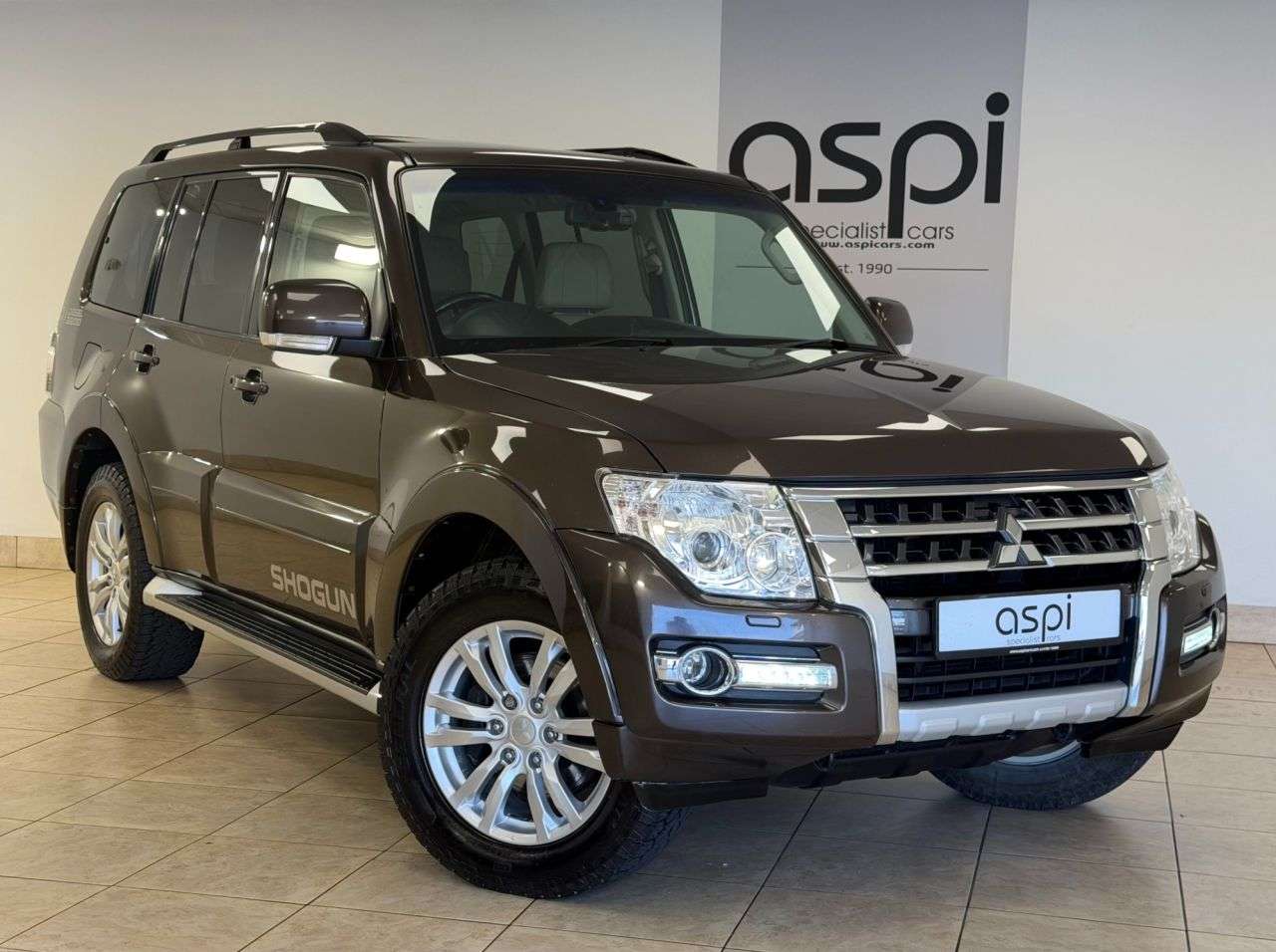 2017 MITSUBISHI SHOGUN 2017 MITSUBISHI SHOGUN