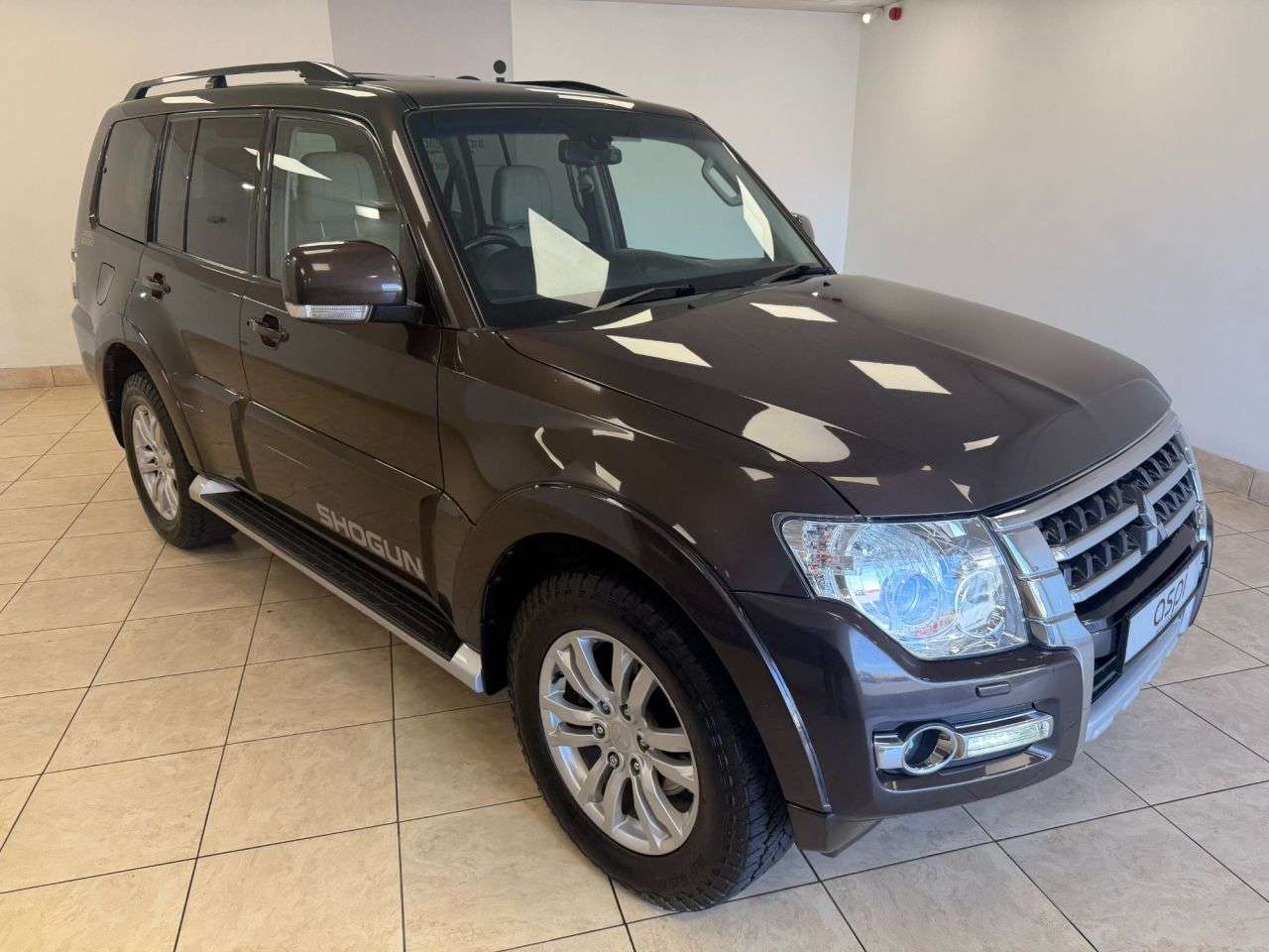 2017 MITSUBISHI SHOGUN 2017 MITSUBISHI SHOGUN