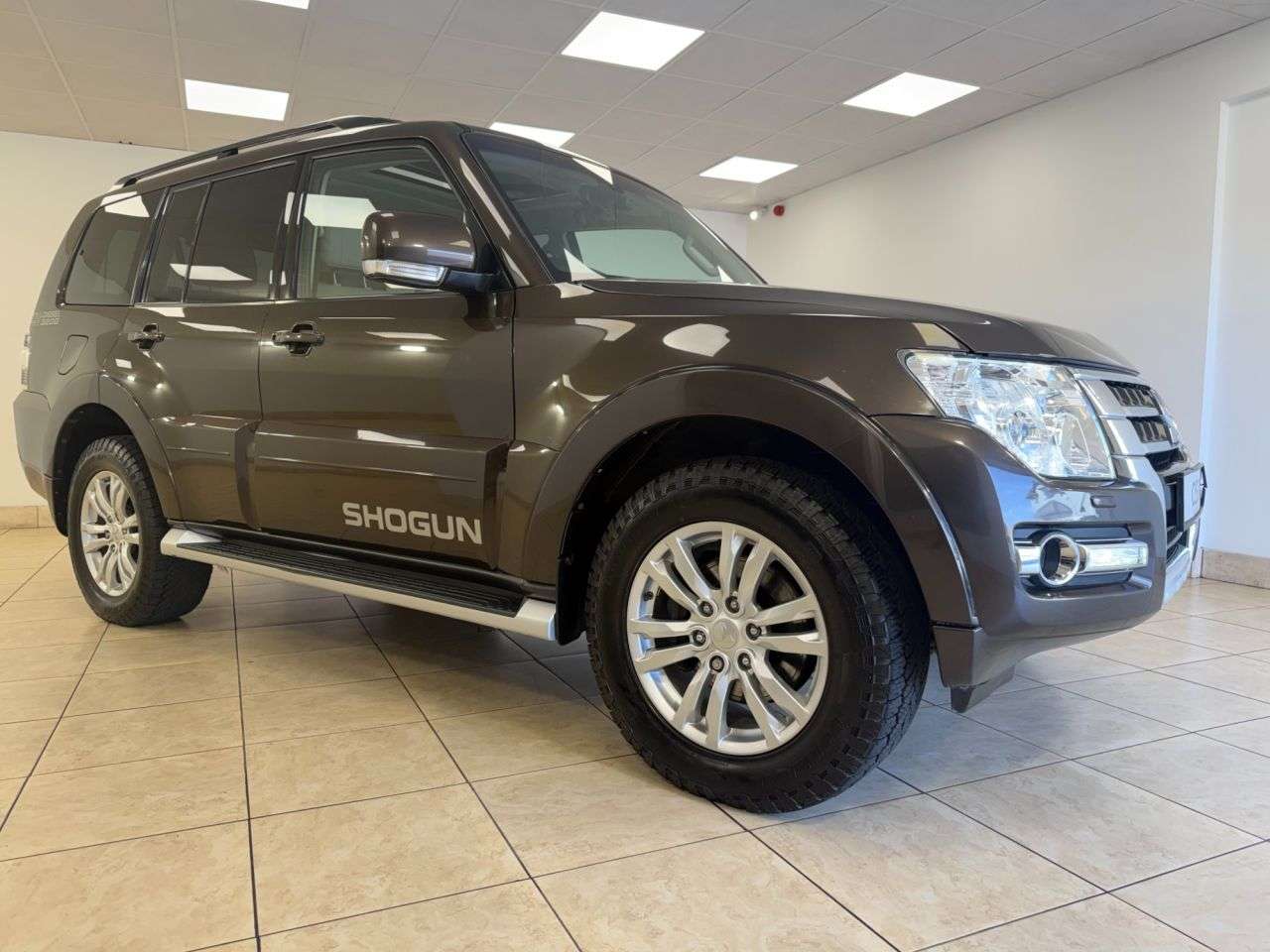 2017 MITSUBISHI SHOGUN 2017 MITSUBISHI SHOGUN
